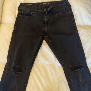 Hollister Black Skinny destroyed Jeans 30x32
